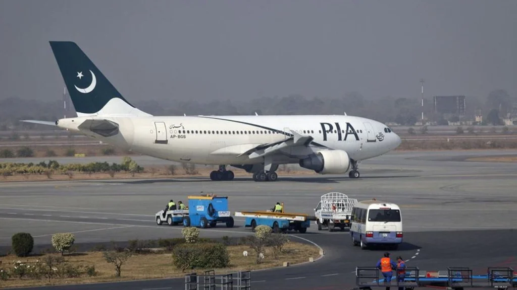 কাশ্মীরে আন্তর্জাতিক বিমানবন্দর করবে পাকিস্তান